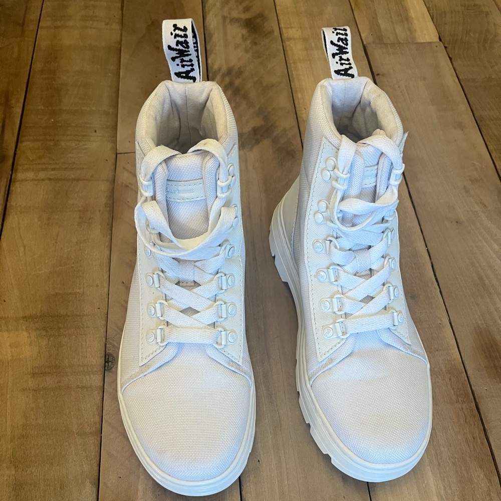 Dr Martens Combs W White Canvas Lace Up Women Size 6 Combat Boots
